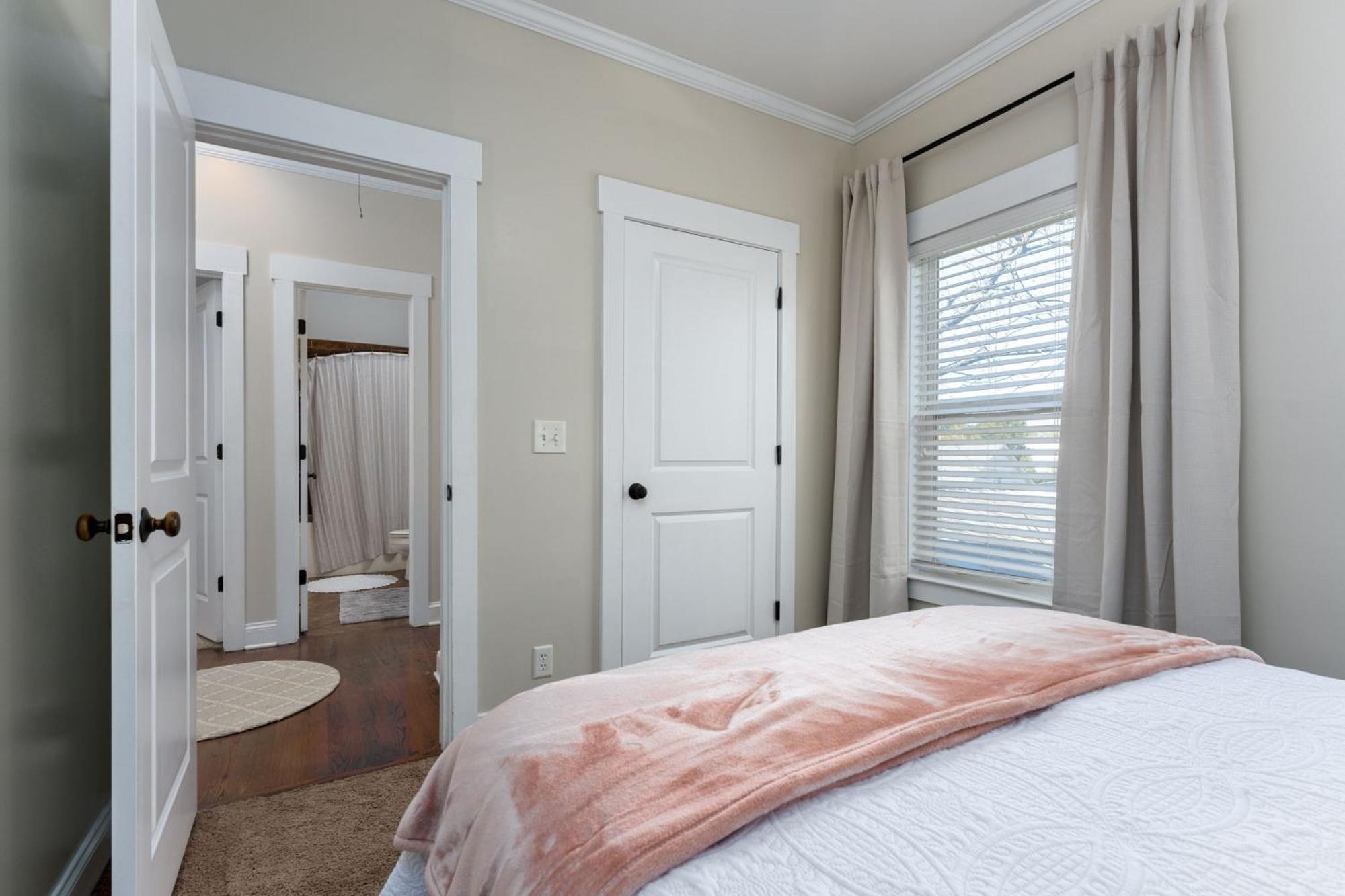 Downtown Wilmington Home ~ Pet Friendly Exterior photo